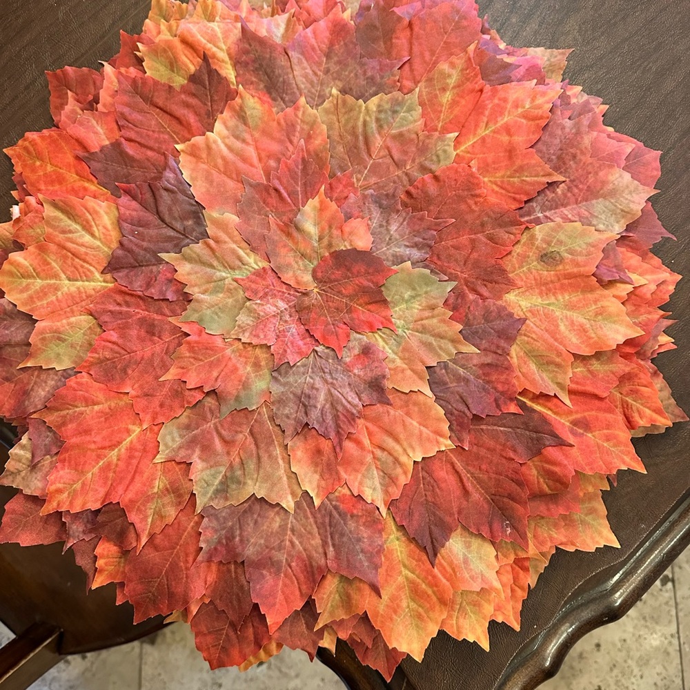 Autumn Leaf Table Mat - Picture 2 of 3